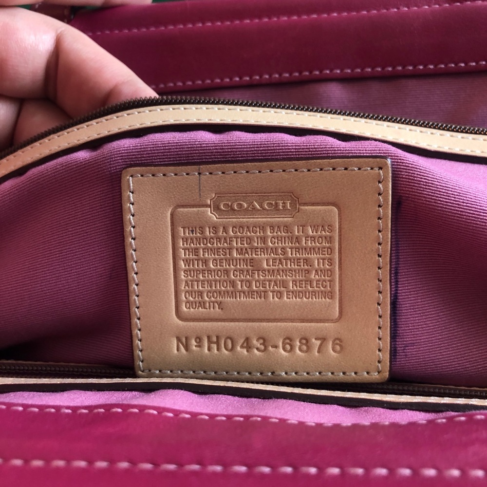 Coach Signature Collection Handbag - Picture 4 of 6